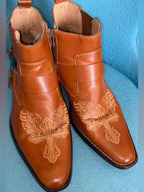 Men's Tan Western Embroidered Leather Ankle Boots